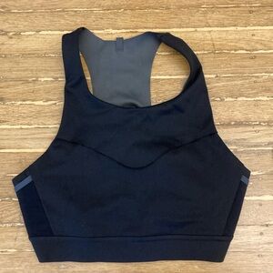 Black Brooks 3 pocket running sports bra - see description